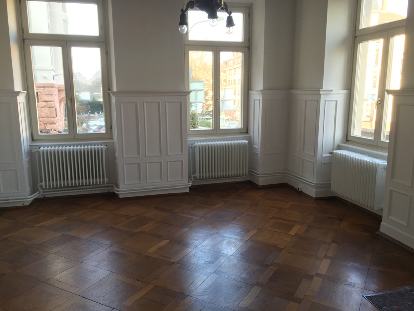 Vermietet – Heidelberg-Altstadt, 4-Zimmer-Wohnung mit Diele (WG-geeignet)