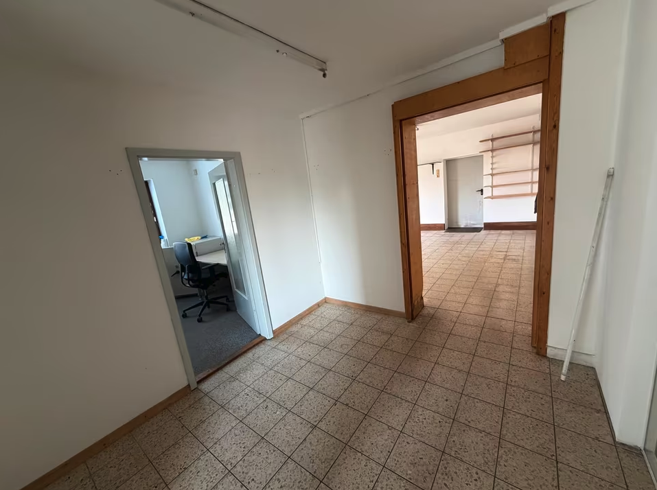 Lagerfläche mit Büro ca. 56 m² in Aventoft